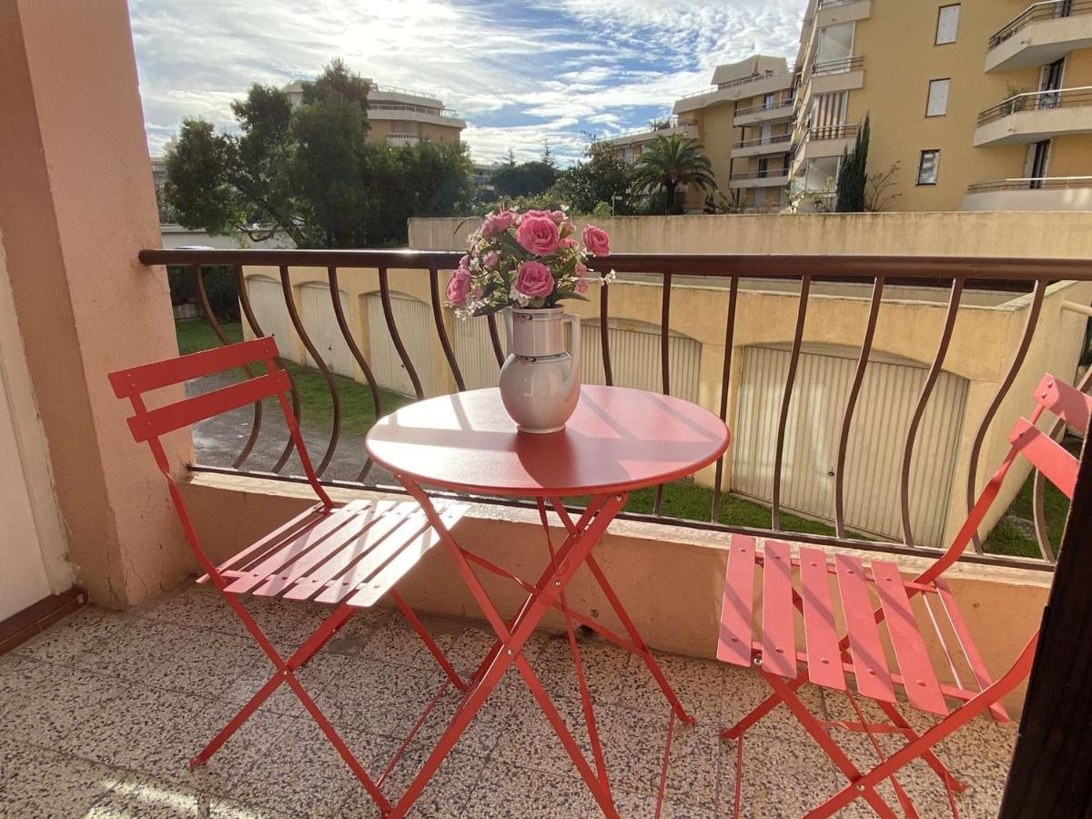 Apartment 3 Pieces, 6 Couchages, Parking, Proche Et Commerces, - Fr-1-226a-152 Frejus